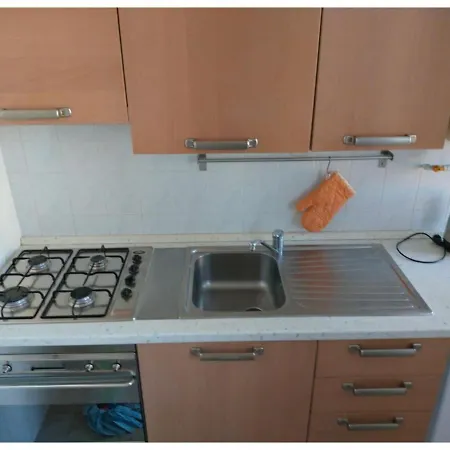 Bellisimo Apartamento A Nuovo, Garage In Propieta *
