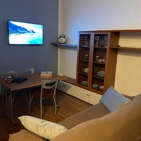 Bellisimo Apartamento A Nuovo, Garage In Propieta *