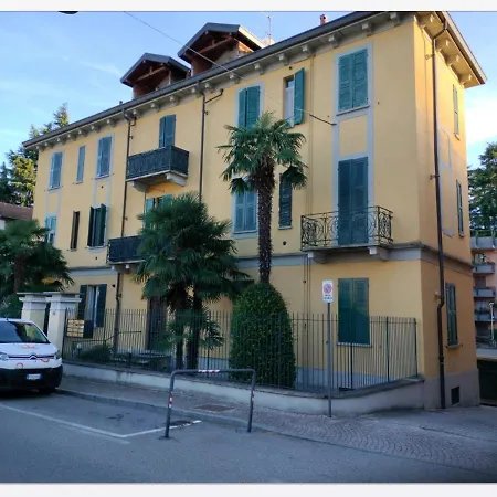 Bellisimo Apartamento A Nuovo, Garage In Propieta